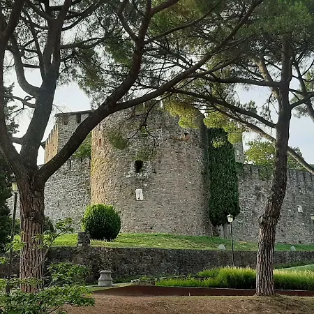 Appartamentro Centro Vista Castello アパート